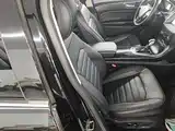 Фото 25 - Ford Edge