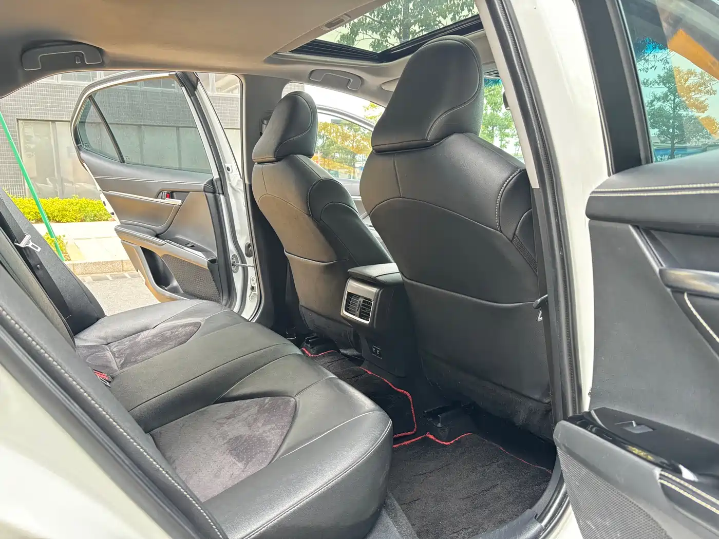 Toyota Camry 2021 2.0S Sporty Edition фото 8