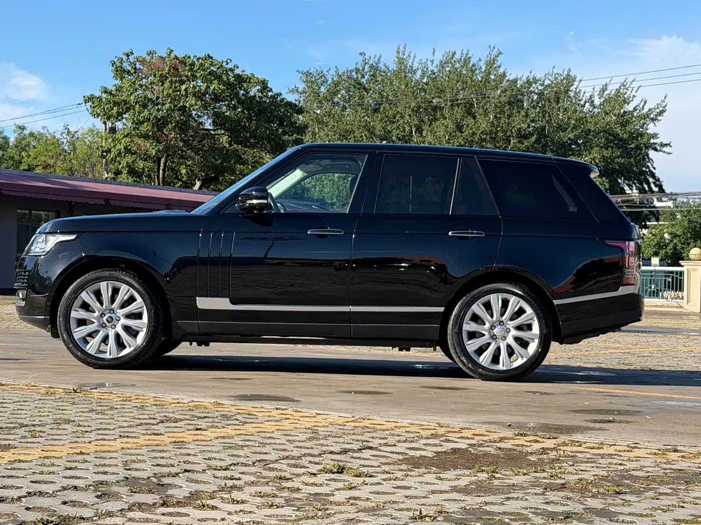 Land Rover Range Rover 2013 2013 NA 5.0 V8 Vogue SE