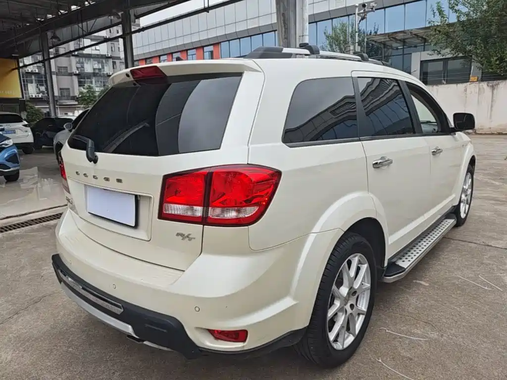 Dodge Journey 2016 2013 Model 2.4L 2WD Premium Edition