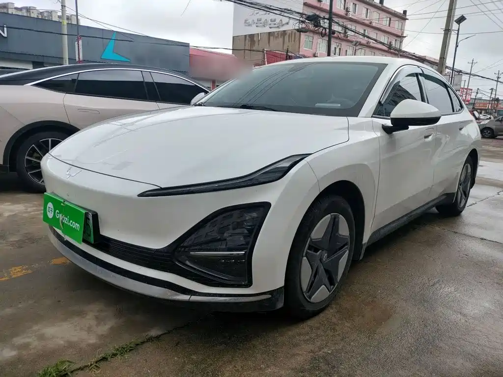 Wuling Motors Wuling E5 2024 410km Standard Edition