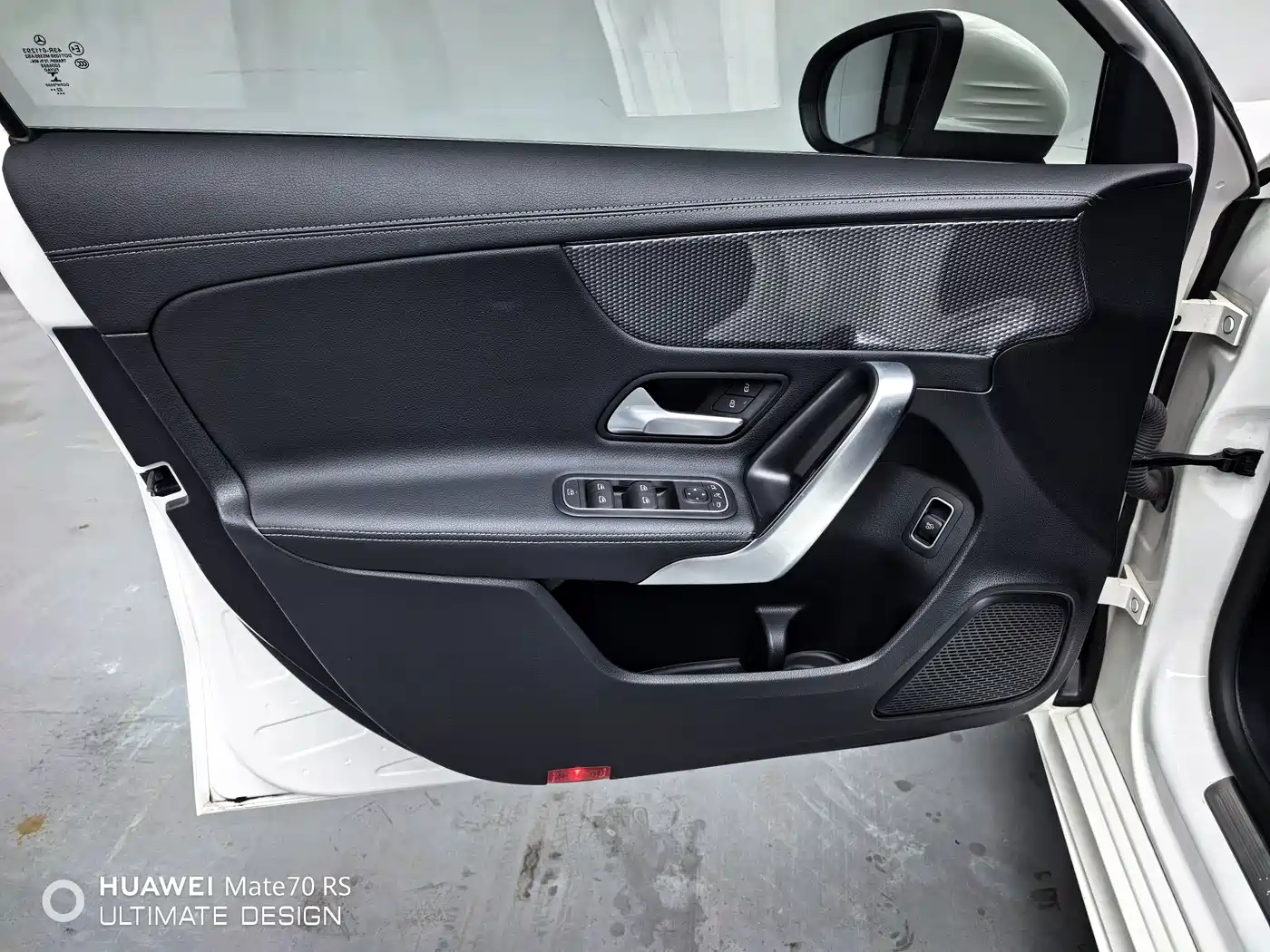 Mercedes-Benz A-Class 2023 A 200 L Dynamic фото 19