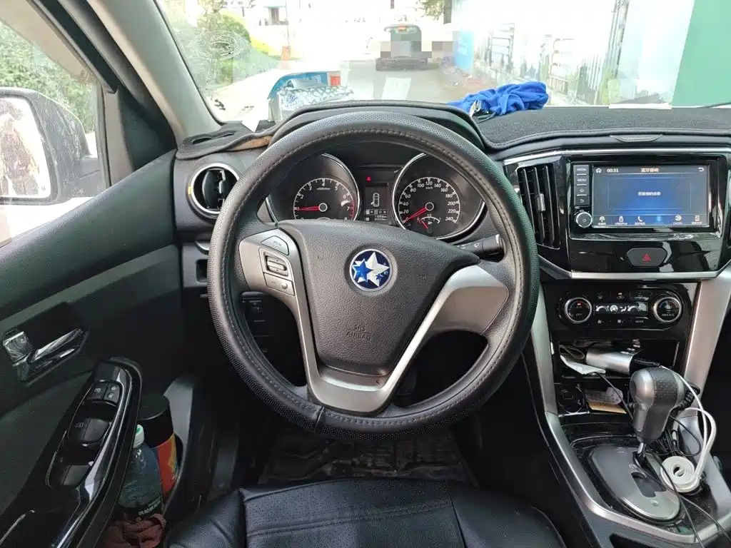 Venucia T70 2017 2016 2.0L CVT Rui Qu Edition