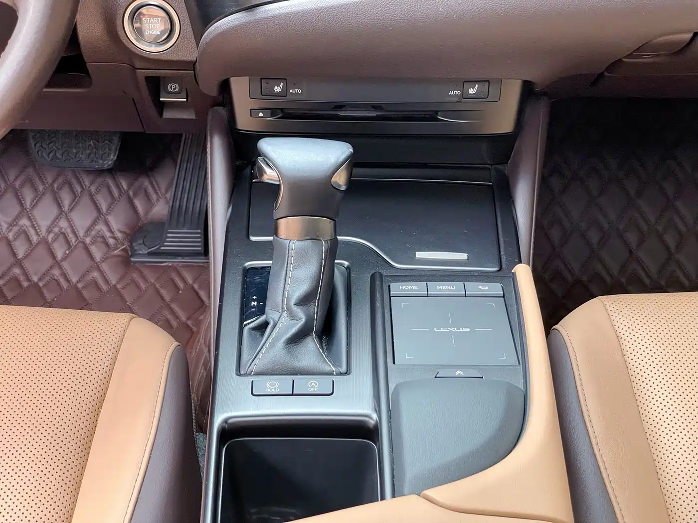 Lexus ES 2020 200 Excellence фото 24