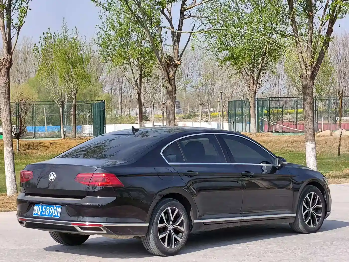Volkswagen Magotan 2020 330TSI DSG Leading фото 9