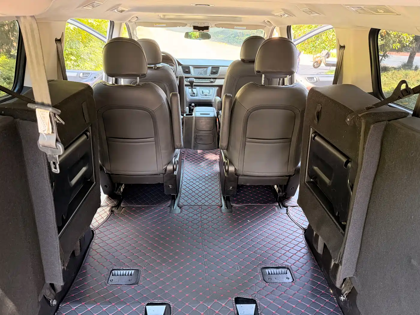 SAIC Maxus Maxus G10 2019 PLUS 2.0T Auto Elite China VI фото 21