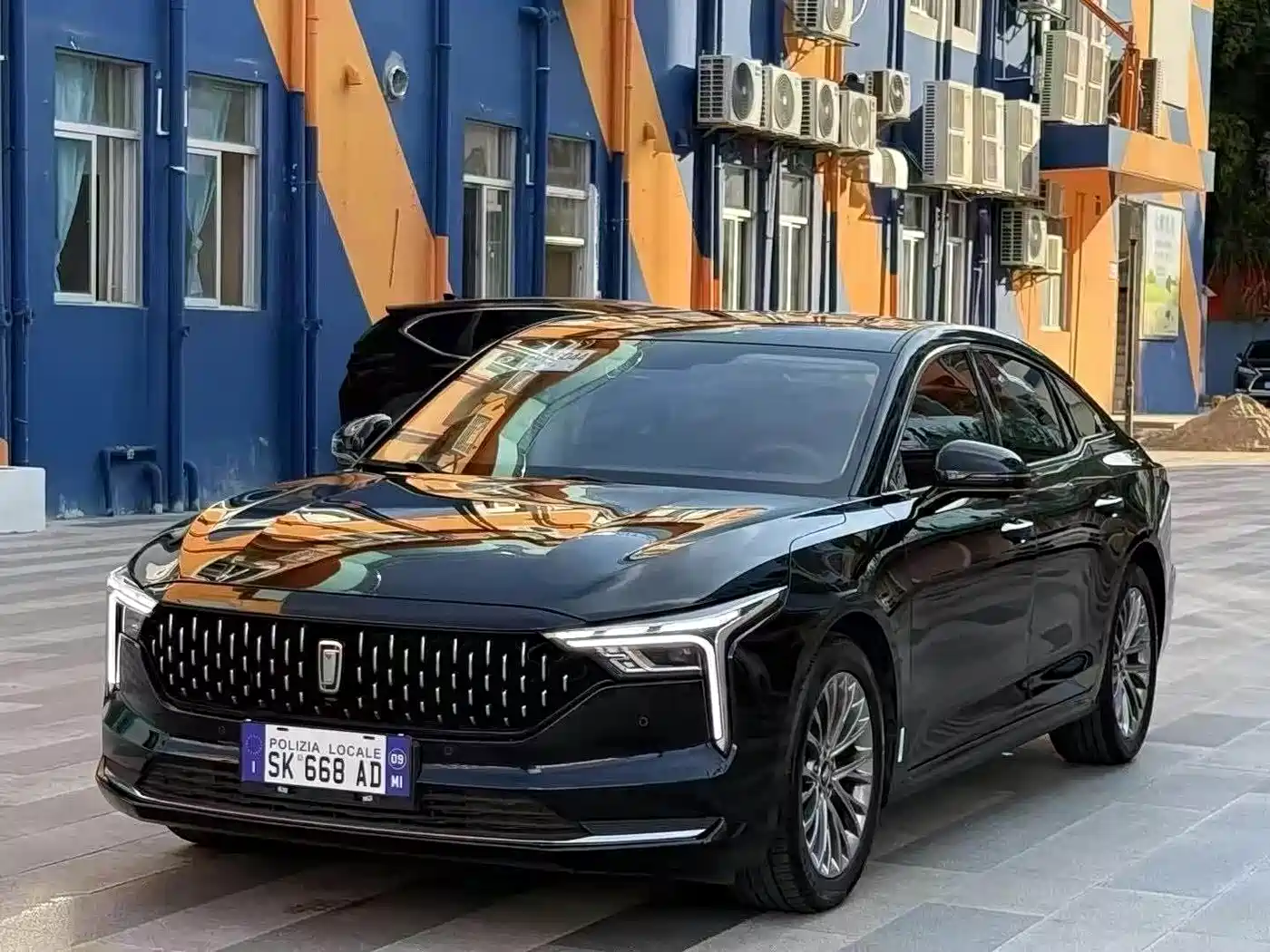 Фото 1 - Besturn B70