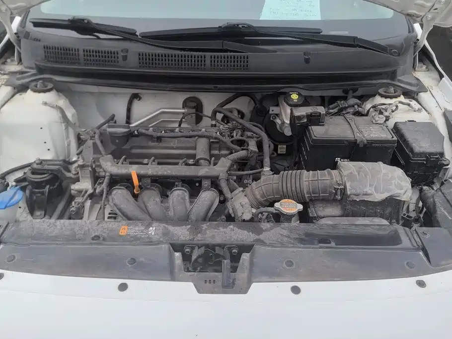 صورة 10 - Hyundai Verna