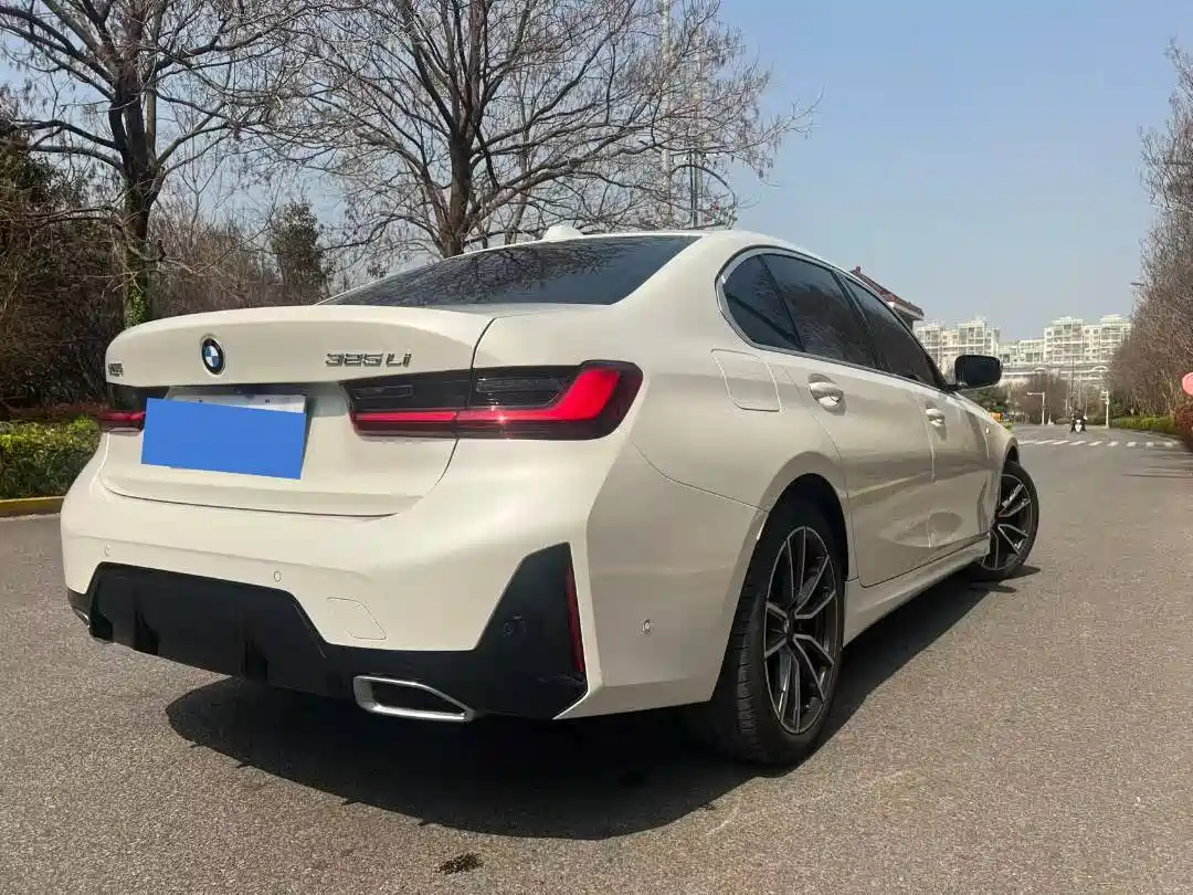 BMW 3 Series 2025 325Li M Sport Package фото 12