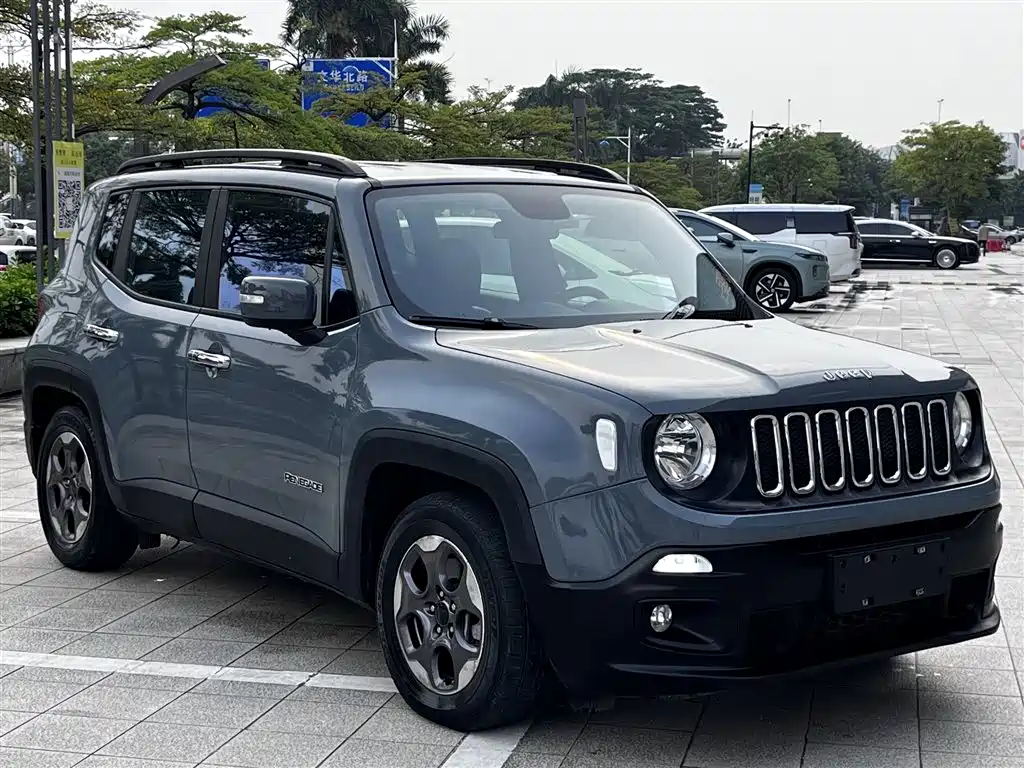 Jeep Renegade 2017 2016 1.4T Automatic Kinetic Edition