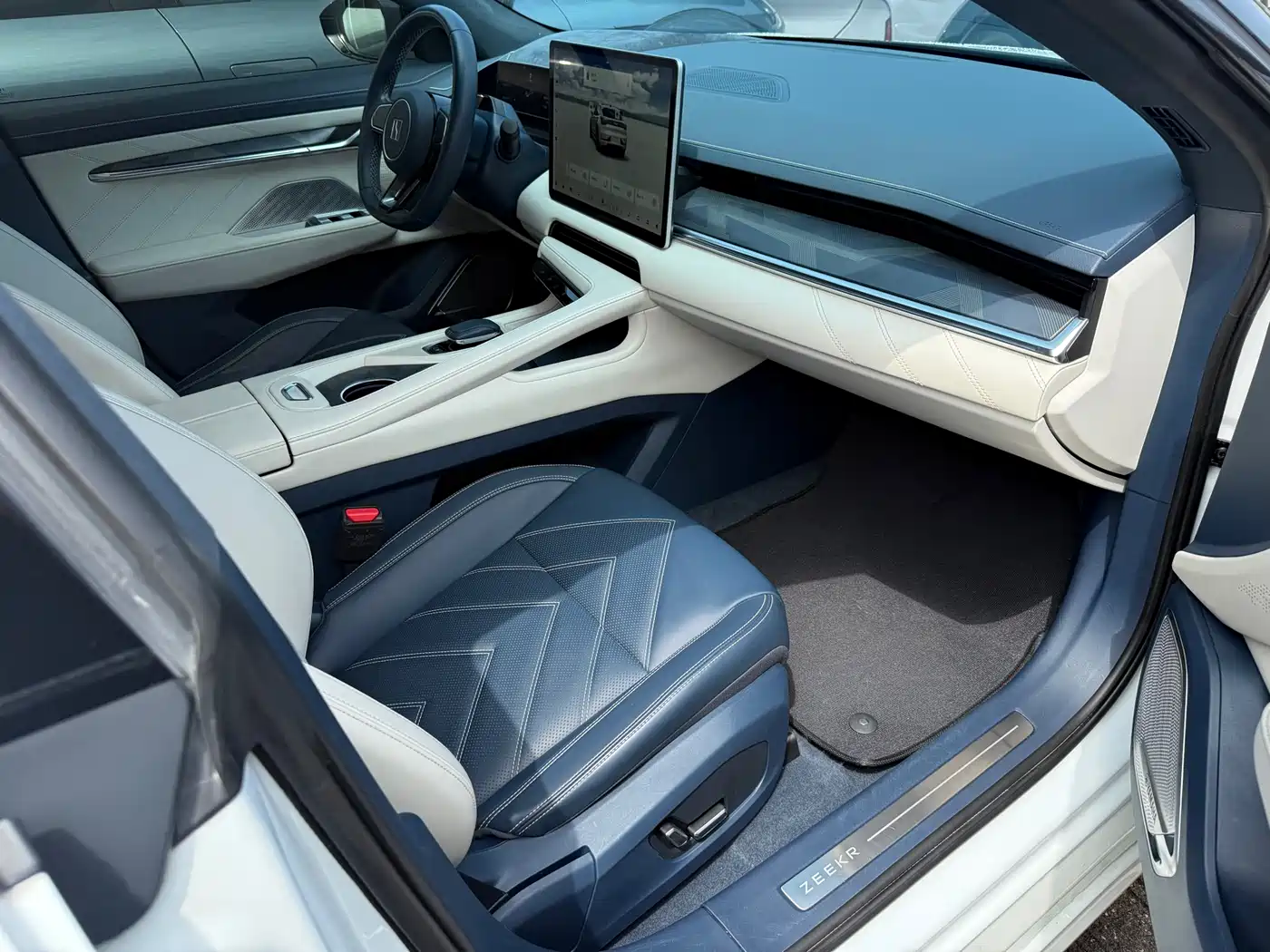 ZEEKR EXTREME KRYPTON 001