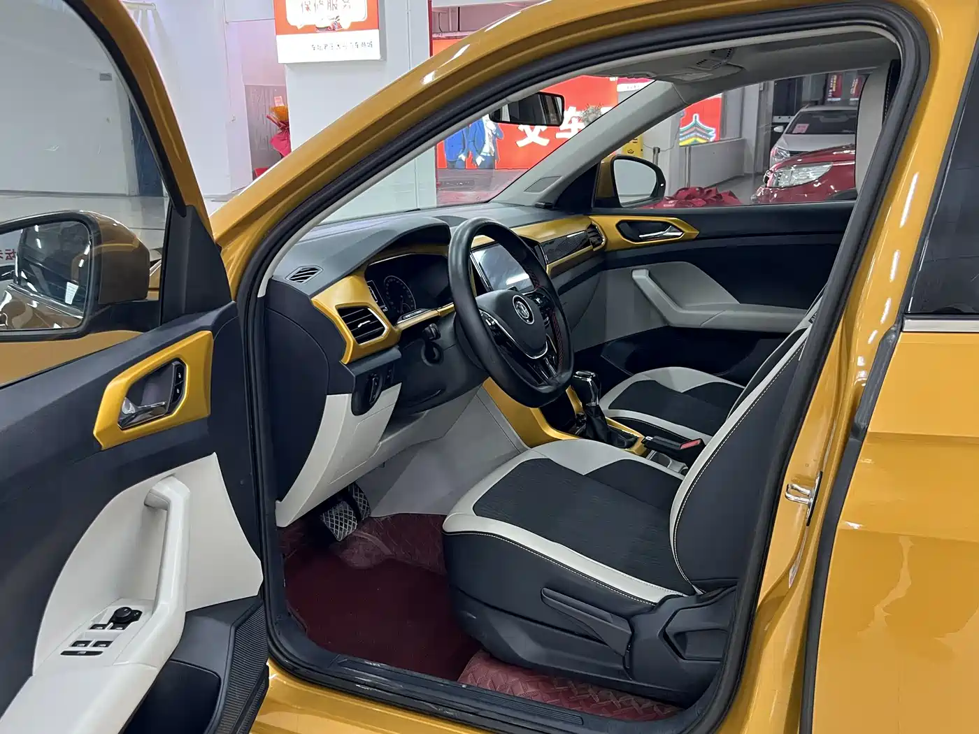 Volkswagen T-Cross 2020 280TSI DSG Comfort Edition фото 7