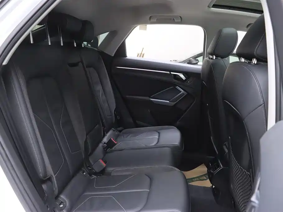 Audi Q3 Sportback 2022 40 TFSI Fashion фото 17