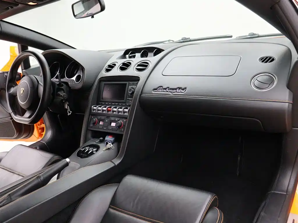 Lamborghini Gallardo 2011 2011 Lamborghini Gallardo LP 560-4 Bicolore