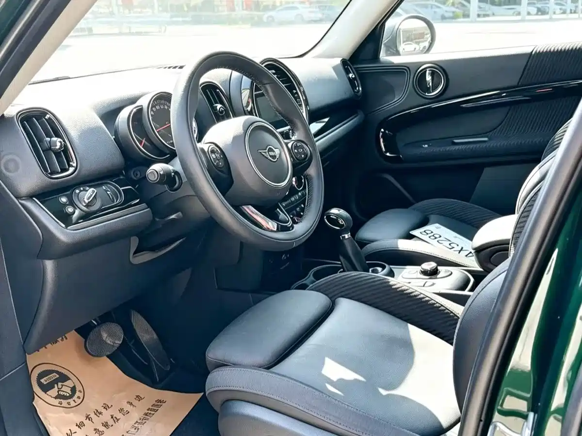 Фото 4 - MINI COUNTRYMAN
