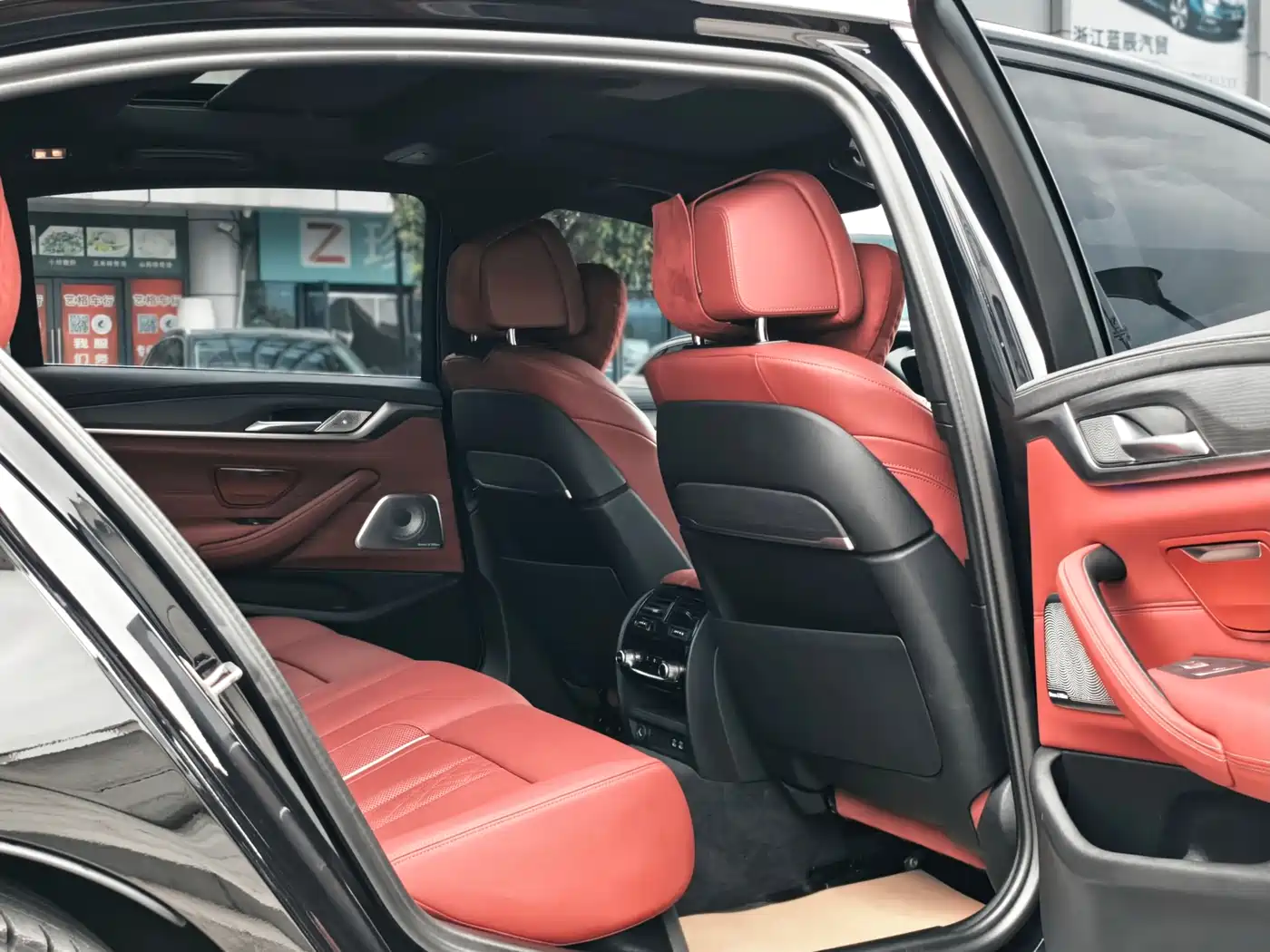 BMW 5 Series 2022 Facelift II 530Li Premium Package M Sport фото 11