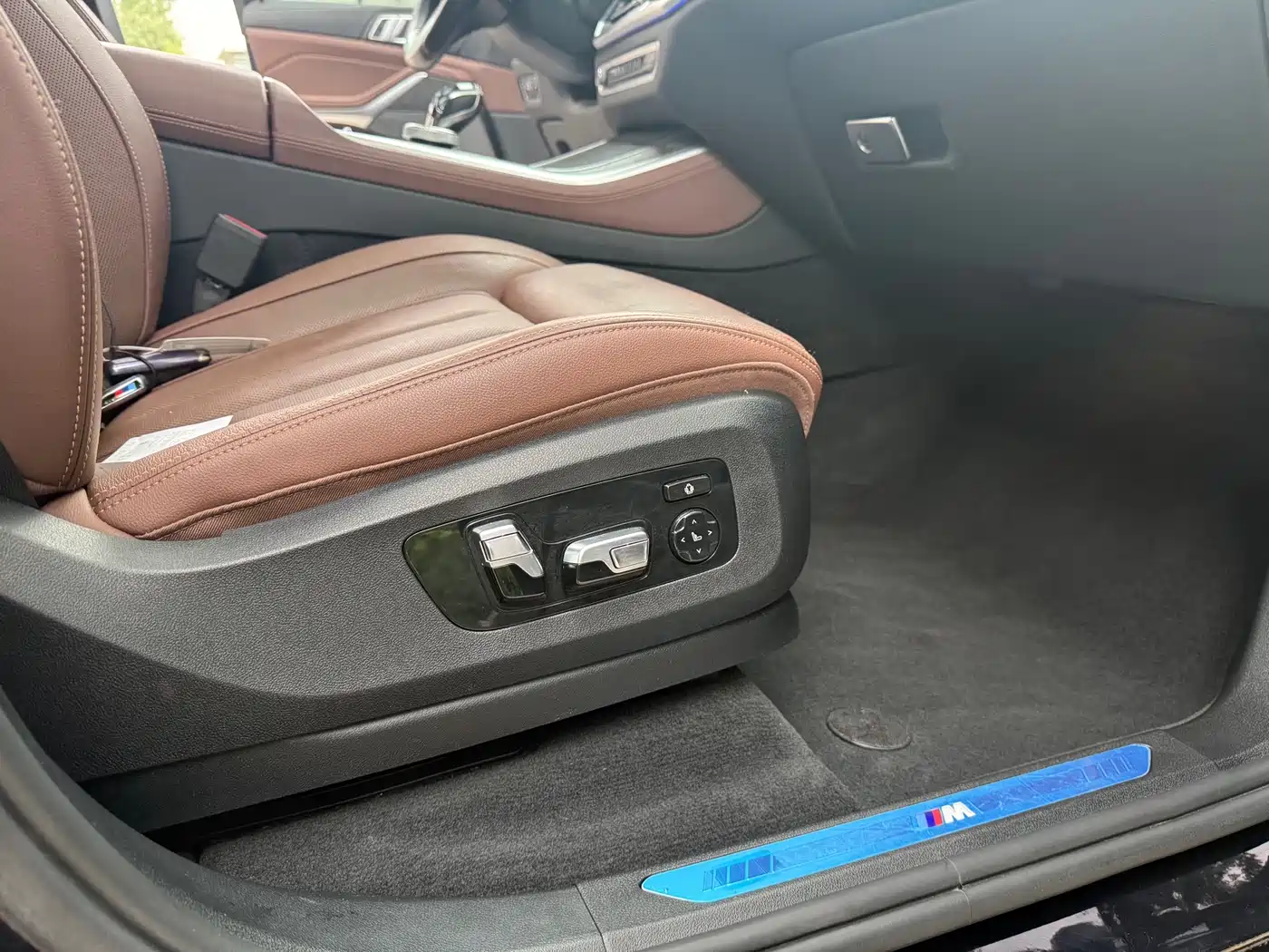 BMW X5 (Import) 2021 Facelift xDrive40i Exclusive M Sport Package фото 9