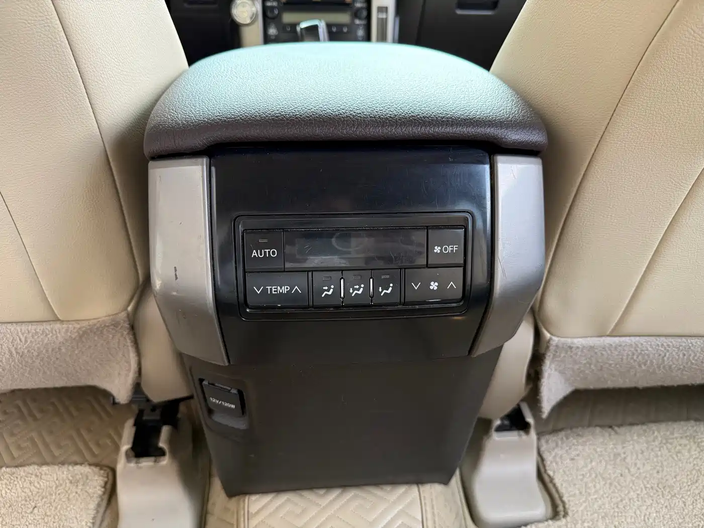 Toyota Prado (Import) 2010 2.7L Automatic Standard фото 19