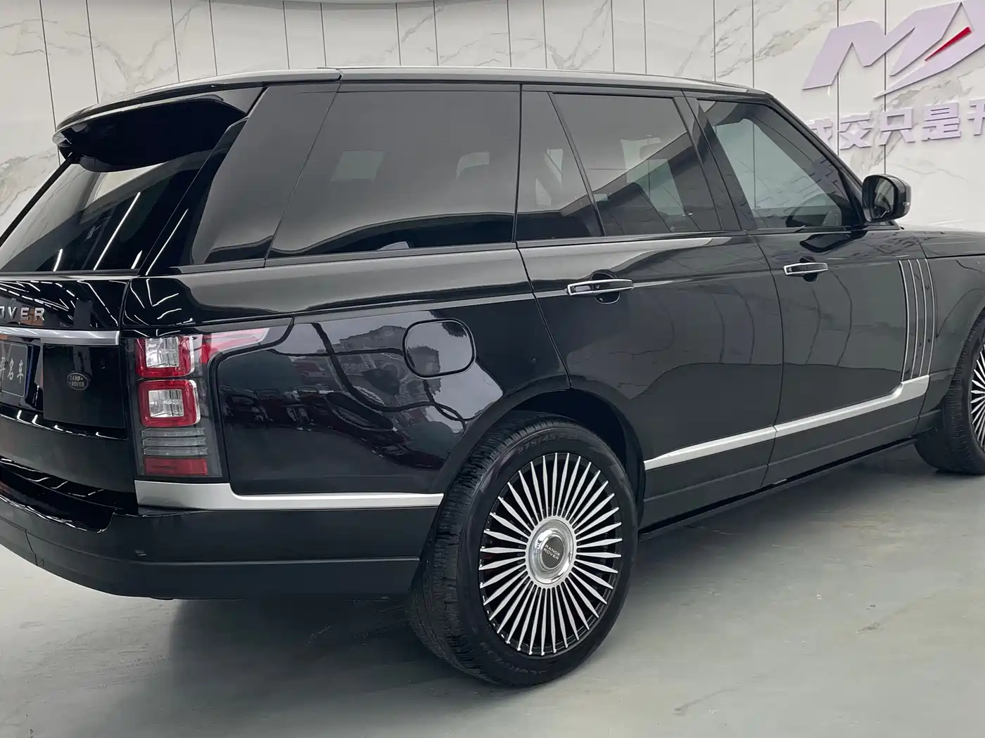Land Rover Range Rover 2014 3.0 TDV6 Vogue SE фото 6