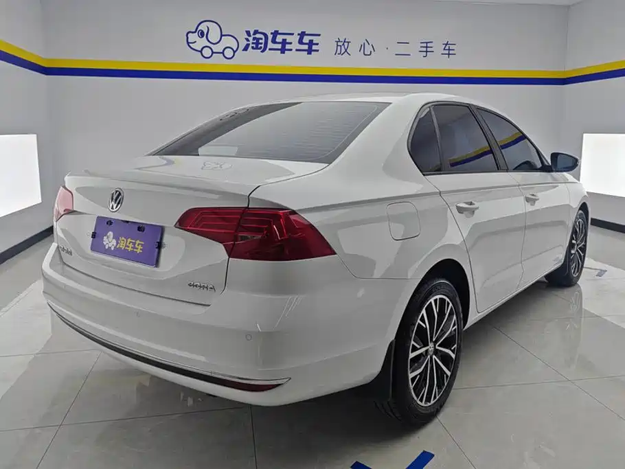 Фото 3 - Volkswagen Bora
