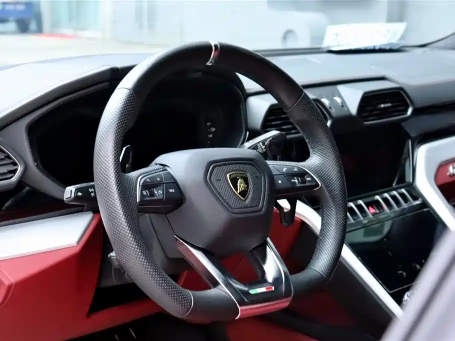 Lamborghini Urus 2021 4.0T V8 фото 11