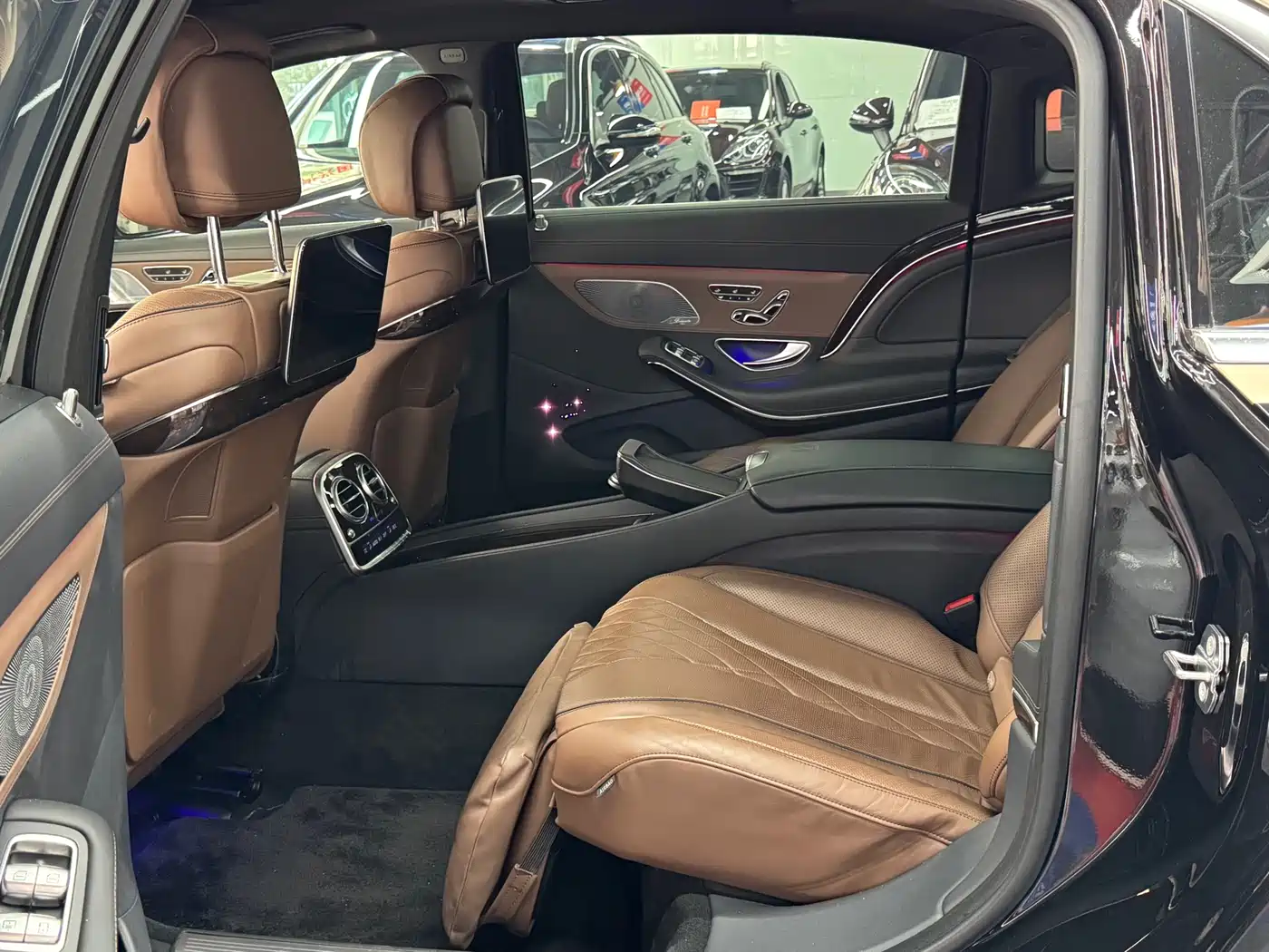 Mercedes-Benz Maybach S-Class 2018 S 560 4MATIC фото 7