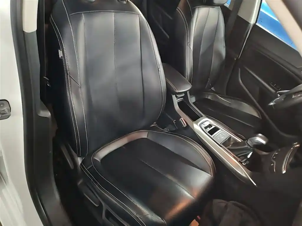 Peugeot 408 2014 1.8L Automatic Luxury Edition фото 25