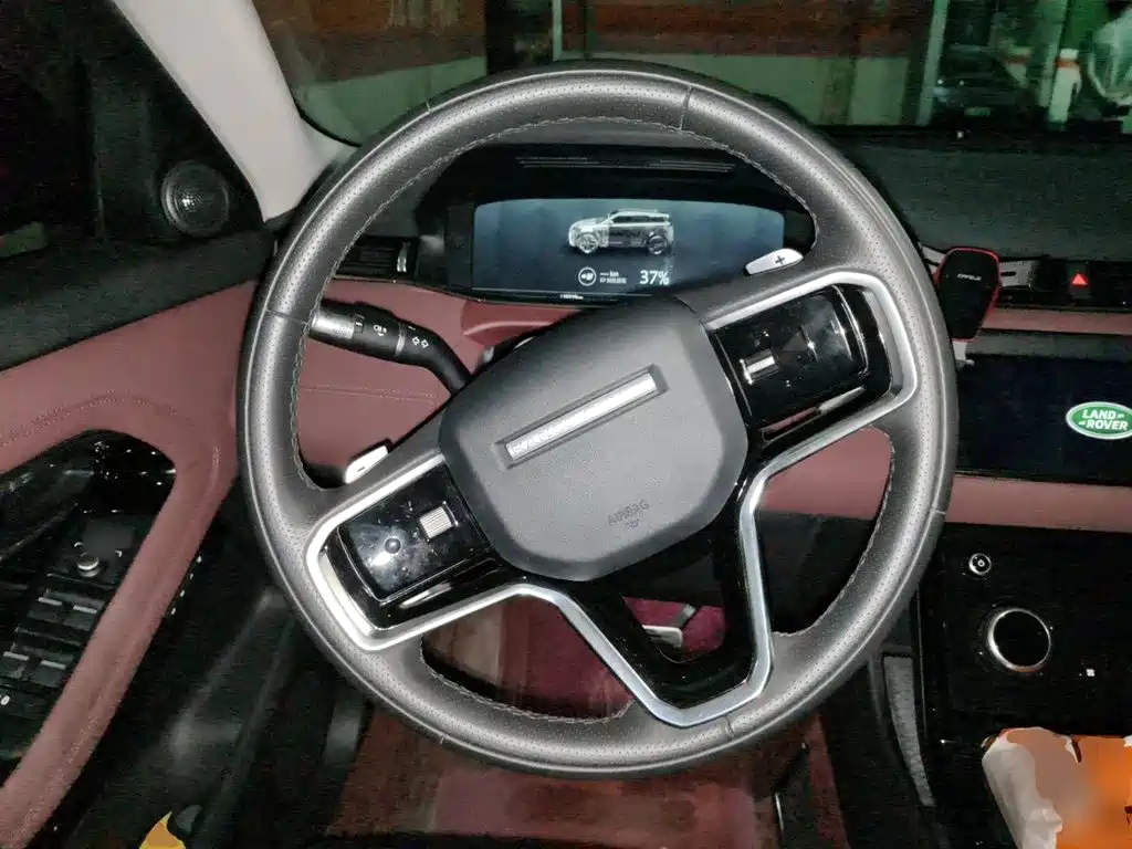 Фото 6 - Land Rover Range Rover Evoque New Energy