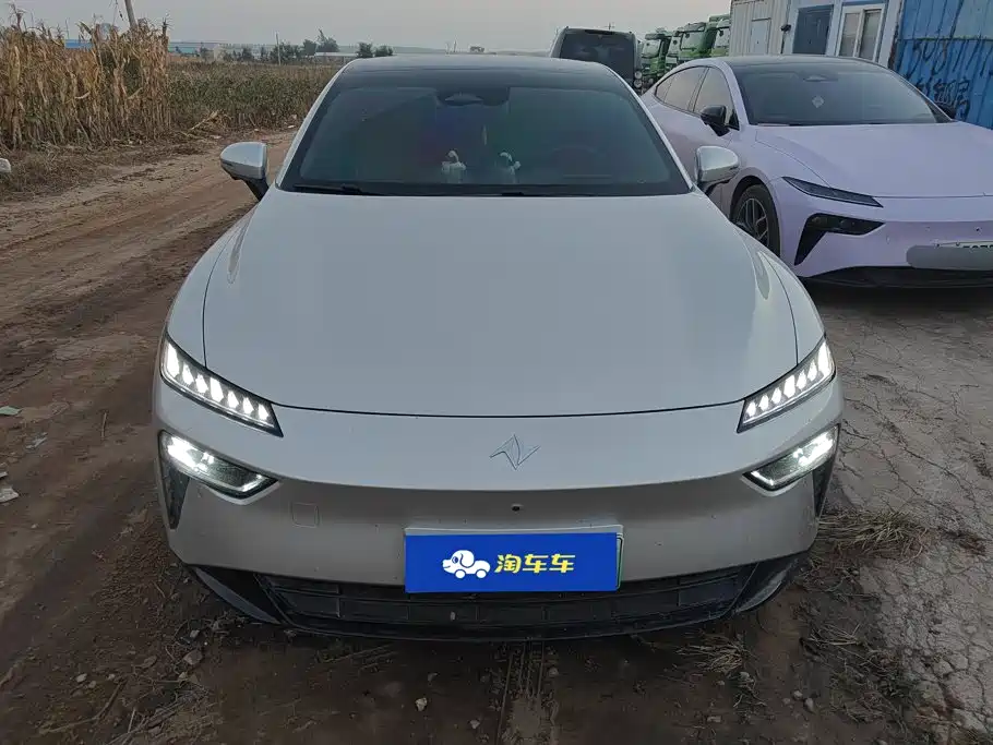Dongfeng Yipai eπ007 2025 2025 EREV 230Pro Cruise Edition