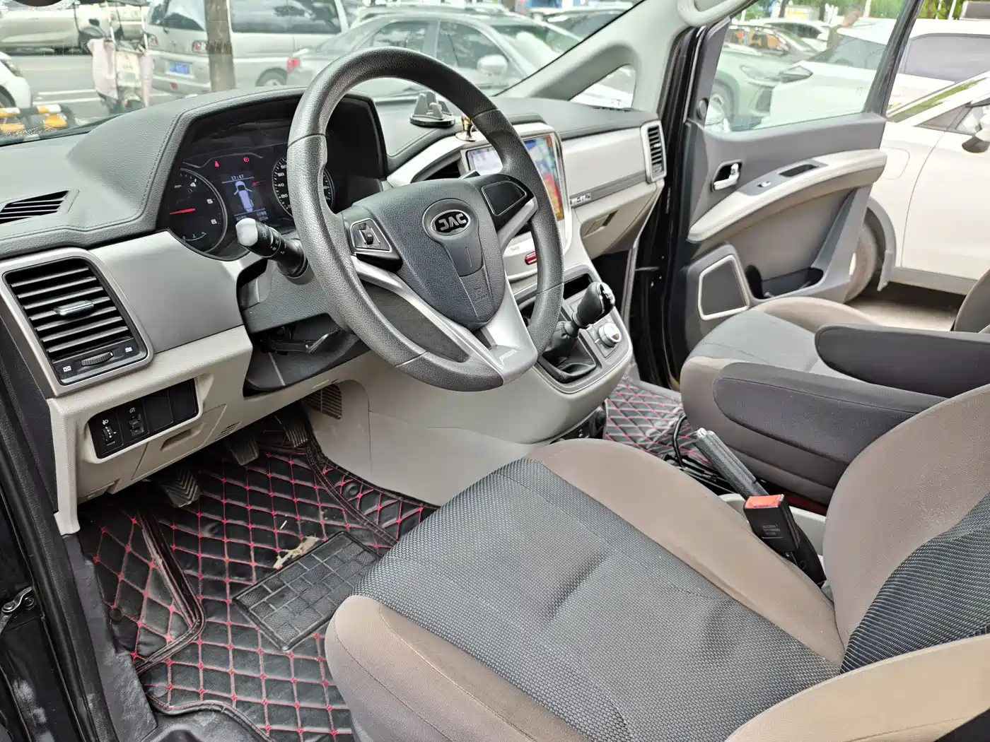 JAC Refine Refine M4 2020 2020 2.0CTI Diesel Manual Sporty Type China VI