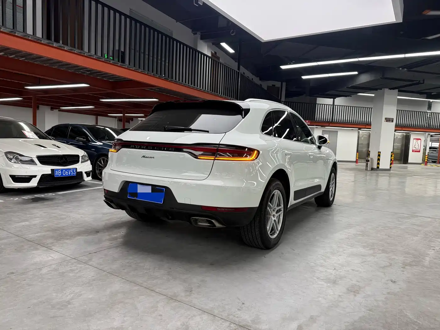 Фото 24 - Porsche Macan