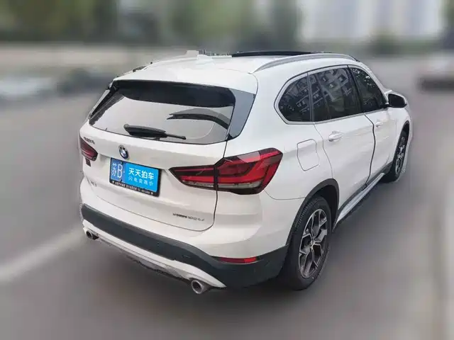 BMW X1 2021 sDrive20Li Exclusive — фото 2