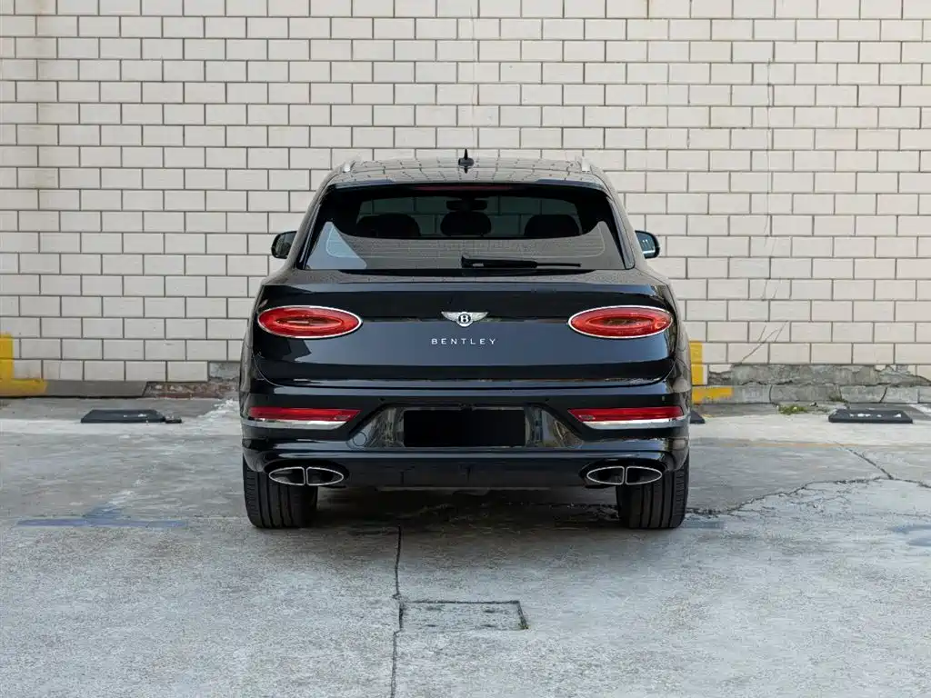 BENTLEY TIMYUE PLUG IN HYBRID