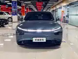 Фото 2 - XPeng P7