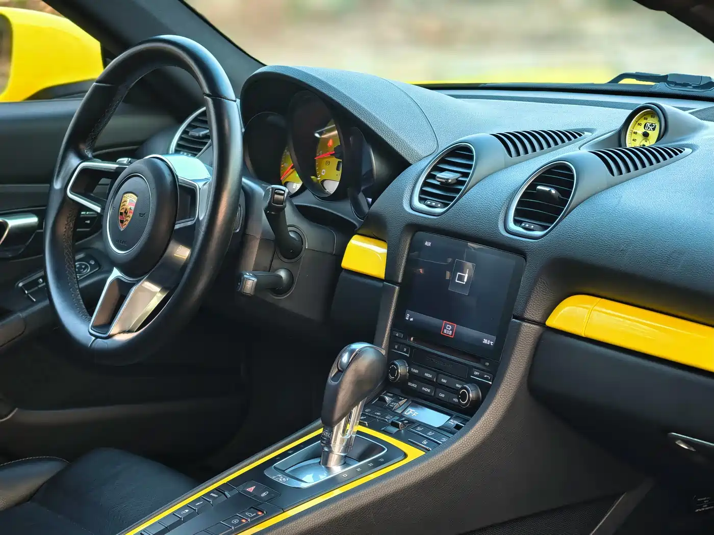 Porsche 718 2018 Cayman 2.0T фото 14