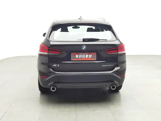 BMW X1 2021 sDrive25Li Leading — фото 4
