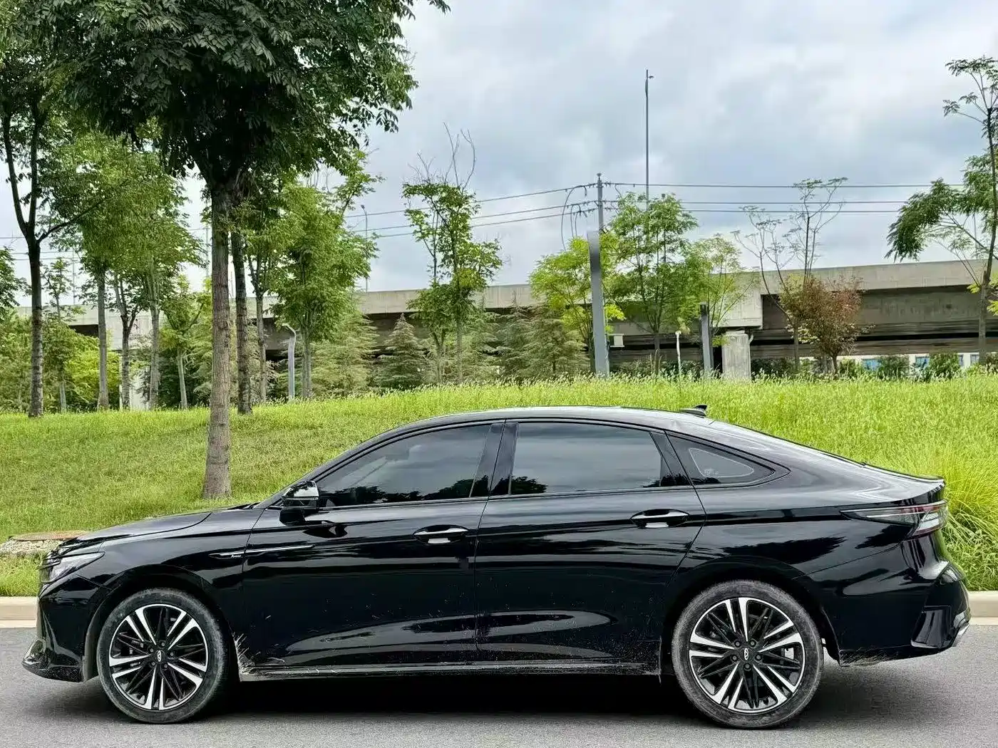 Chery Arrizo 8 2025 2025 Model 2.0T DCT Vigor