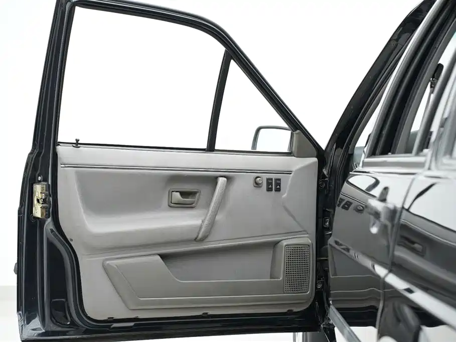 Volkswagen Santana Classic 2007 Model 1.8L Scenic Edition фото 13