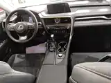 Фото 6 - Lexus RX