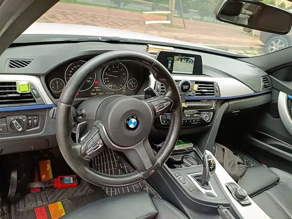 BMW 3 Series 2018 320i M Sport Package фото 10