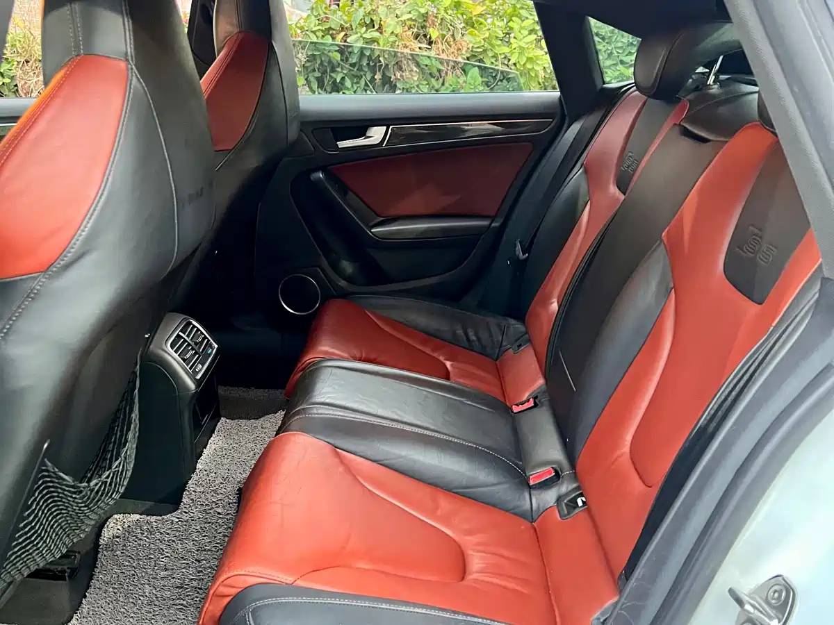 Audi S5 2010 S5 3.0T Sportback фото 7