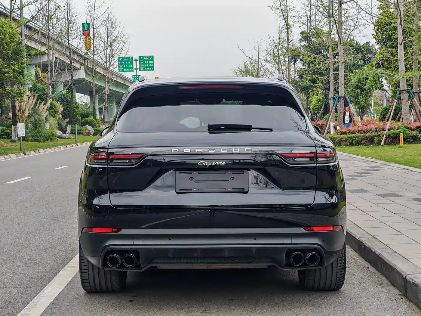 Porsche Cayenne New Energy 2021 Cayenne E-Hybrid 2.0T фото 5