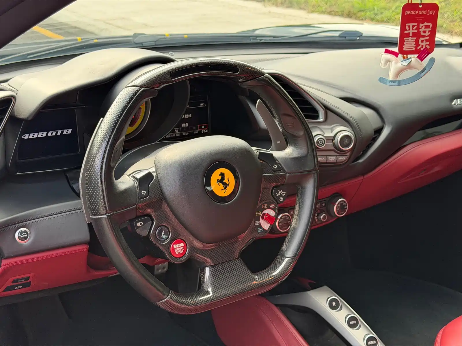 صورة 9 - Ferrari 488