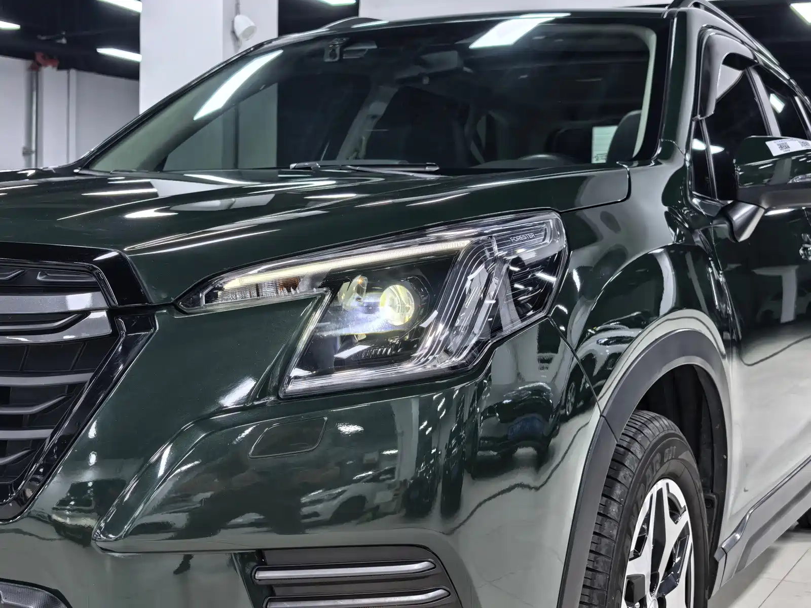 Photo 4 - Subaru Forester