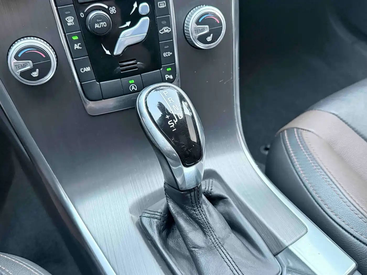 Фото 5 - Volvo XC60