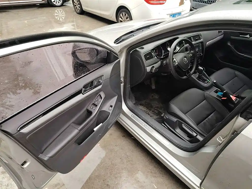Volkswagen Sagitar 2018 280TSI DSG Comfort фото 16