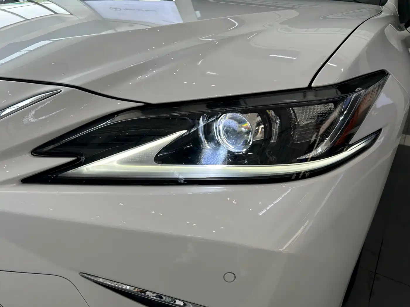 Lexus ES 2018 200 Excellence Edition China V фото 21