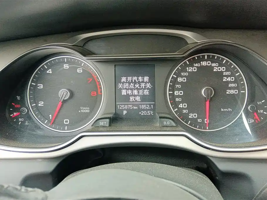 Audi A4L 2013 35 TFSI Automatic Comfort фото 14