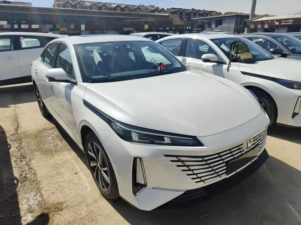 Changan Eado 2026 2025 Blue Whale 1.5T 500Bar Premium