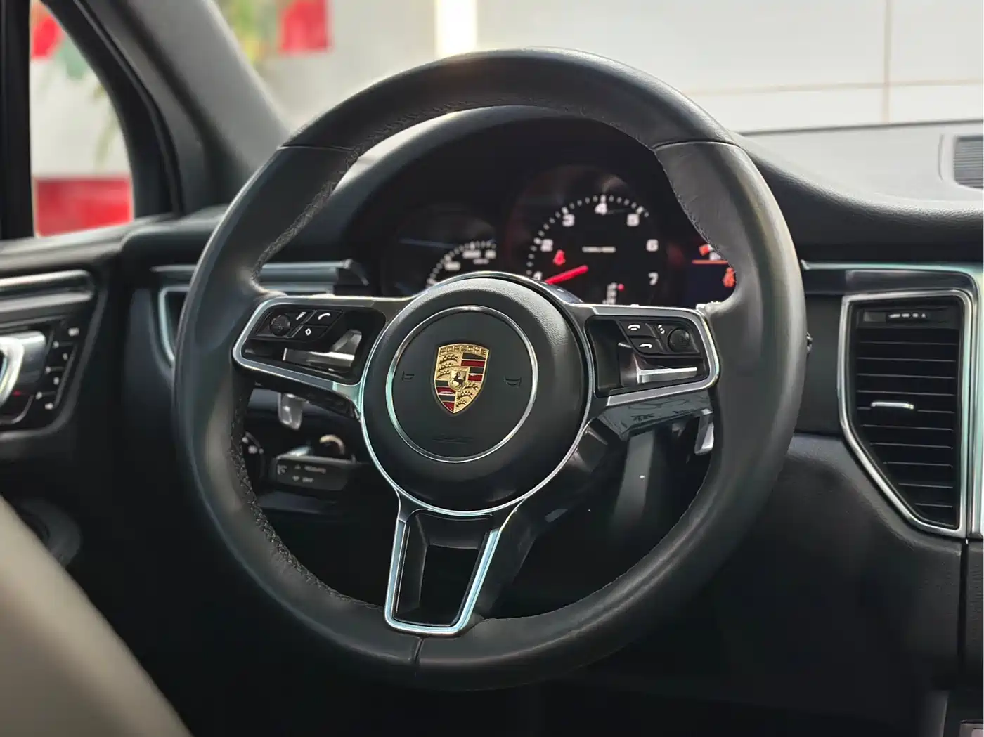 Porsche Macan 2014 Macan 2.0T фото 9